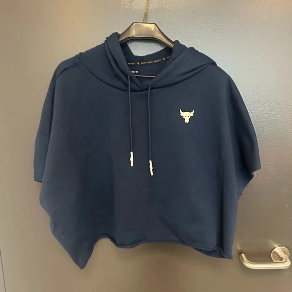 Project Rock Under Armour XL short sleeved hoodie NWT - Picture 7 of 7